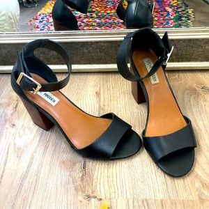 Steve Madden Black Heels